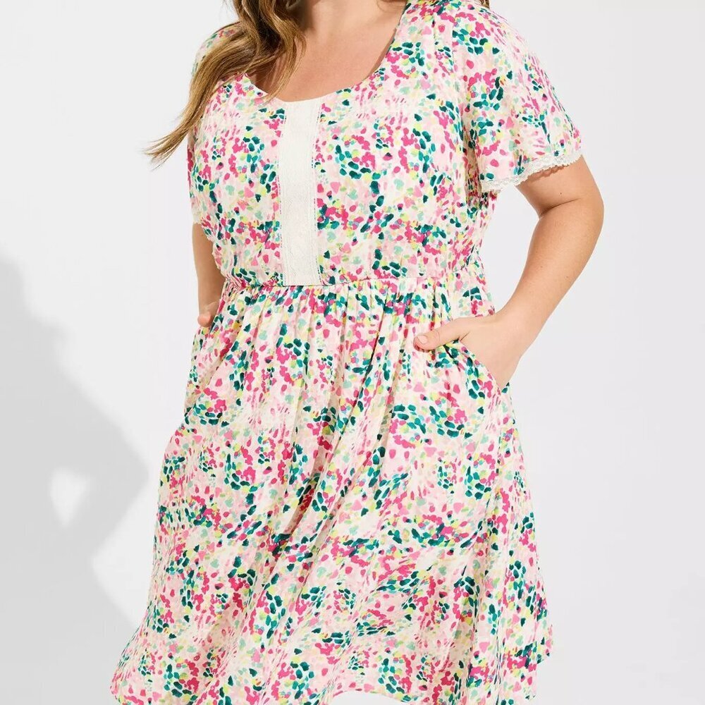 NWT Torrid Mini Swiss Dot Tunic Center Pleat Dress in Size 2 (18/20)